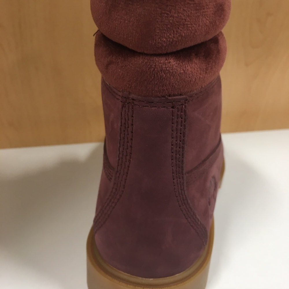 🌺Burgundy Timberlands 🌺M,C - Picture 5 of 7